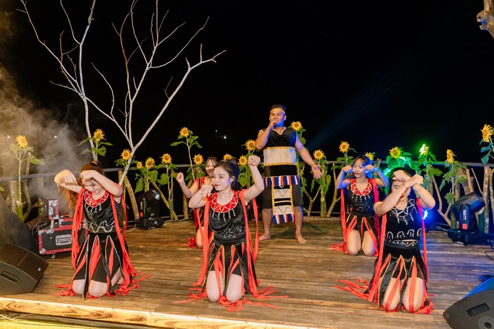 Bài 2: Chinh phục đèo Khánh Lê, dừng chân tại Yang Bay - ảnh 8