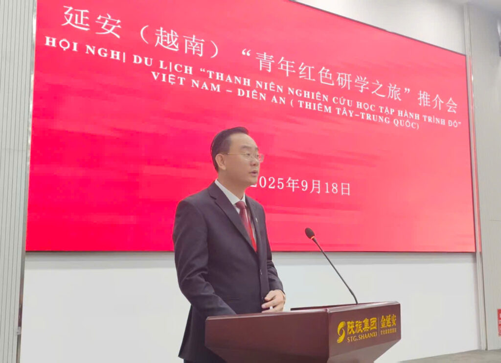 Ông Nguyễn Ngọc Tấn - Chủ tịch CLB Du lịch Doanh nhân trẻ Việt Nam phát biểu tại Hội nghị