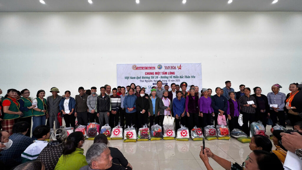 Những nụ cười ấm áp tại Thái Nguyên - nơi hành trình “Chung Một Tấm Lòng” mang yêu thương gửi đến bà con vùng lũ